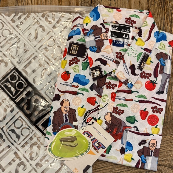 NWT The Office x RSVLTS Mens Kevin Malone’s Famous Chili Button Down Shirt SZ XL - Picture 1 of 9